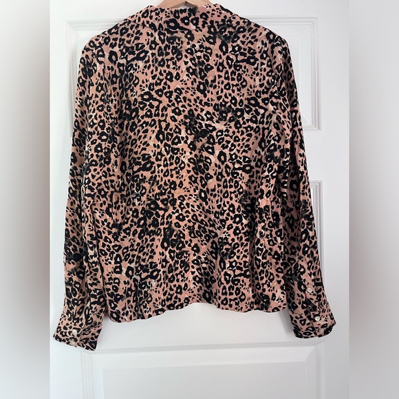 Aritzia Wilfred Emmeline Cheetah Print Blouse - Picture 5 of 5